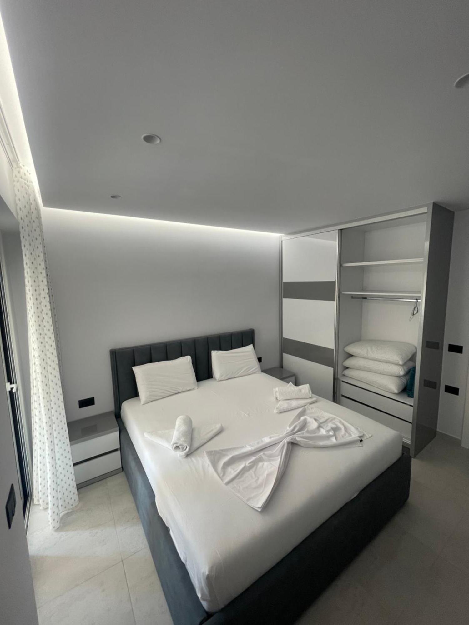Alpha Lux Apartment Sarandë Exteriér fotografie