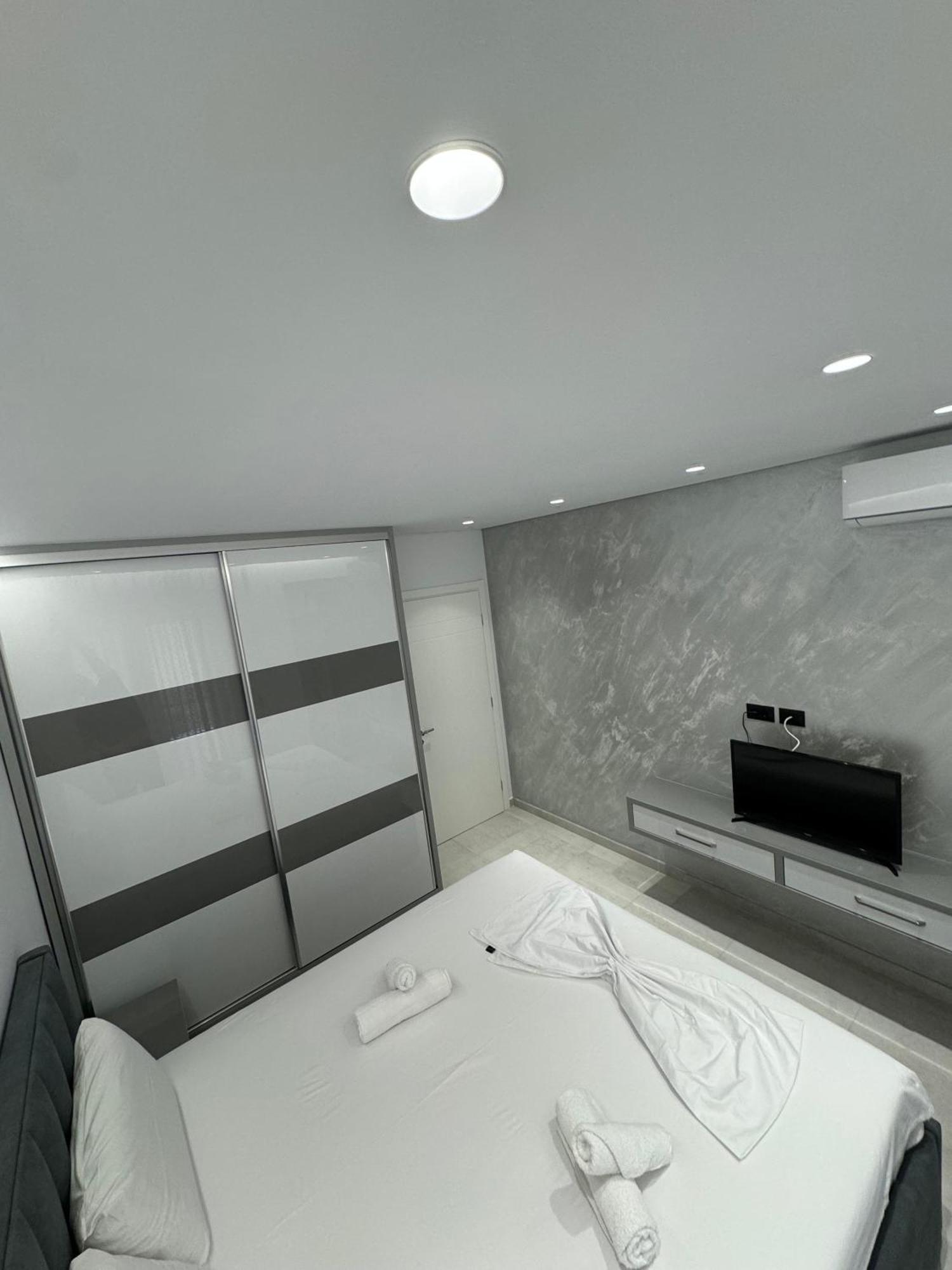 Alpha Lux Apartment Sarandë Exteriér fotografie